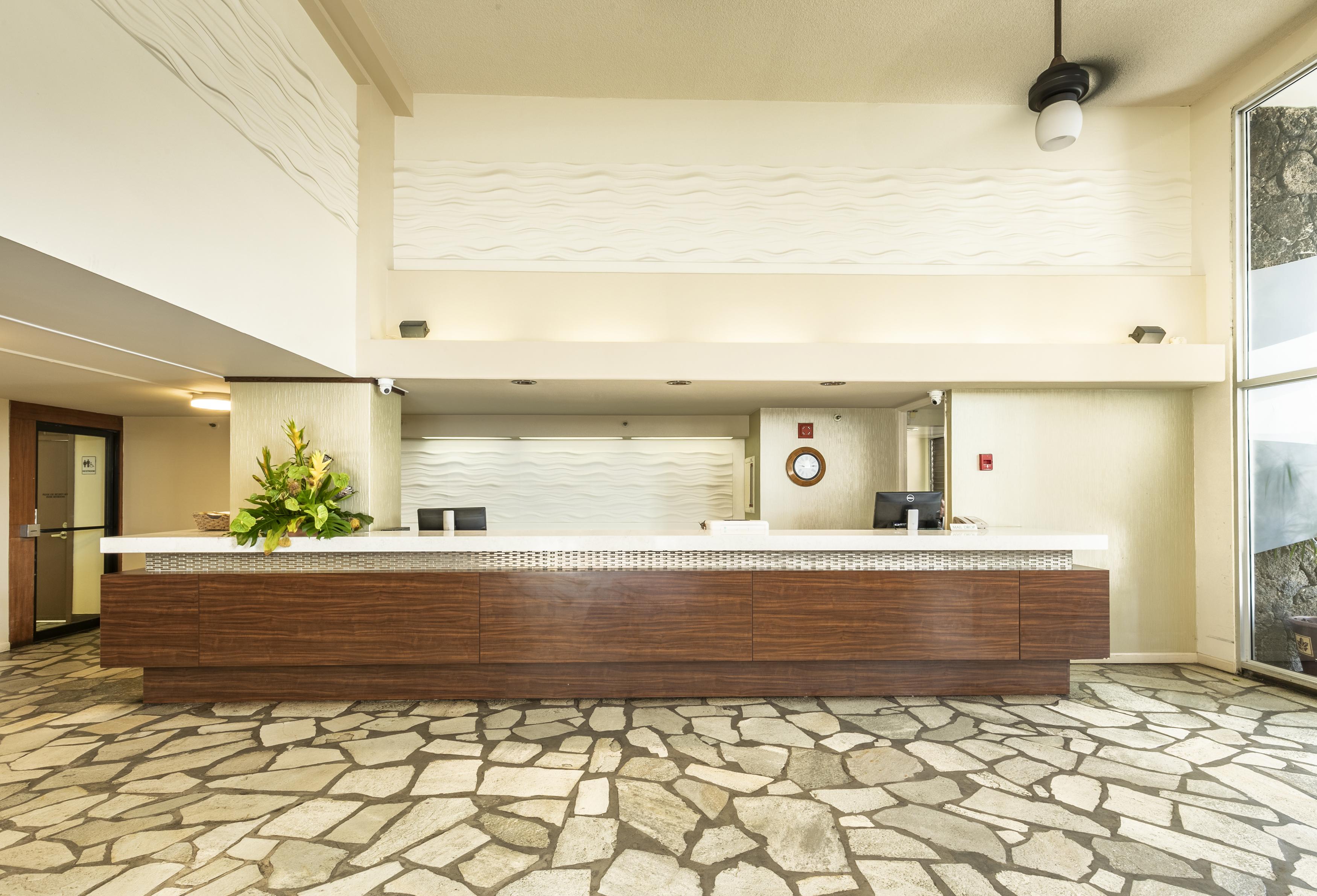 Pacific Monarch Hotel Гонолулу Экстерьер фото